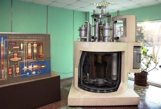 A cut-away model of the BN-600 fast neutron reactor on display at the Beloyarsk Nuclear Power Plant, (Photo: Wikimedia Commons) 