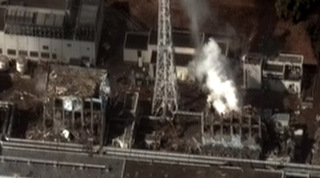 The Fukushima Daiichi plant in the days following the March 2011 catastrophe. (Photo: Wikimedia) 
