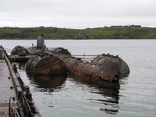 The K-159 at dock in Gremikha awaiting its final tow. (All photos of the K-159 are property of Bellona)